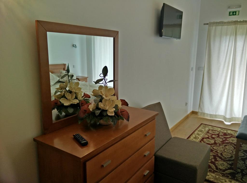 Agroturismo A Fidalga Linhares (Guarda) Quarto foto